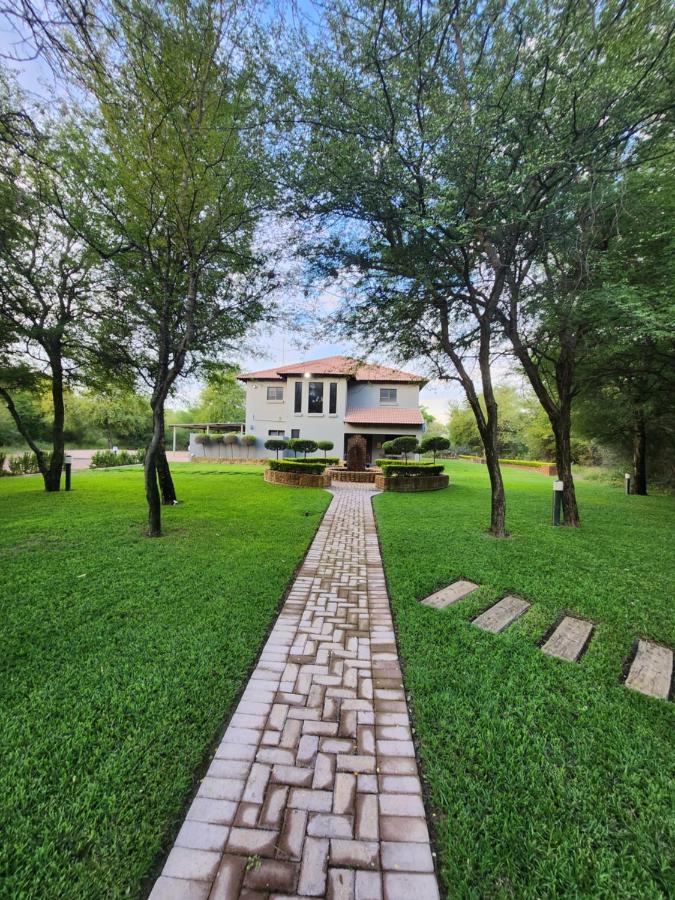 Rip Van Winkel Guest House Lephalale Exterior photo