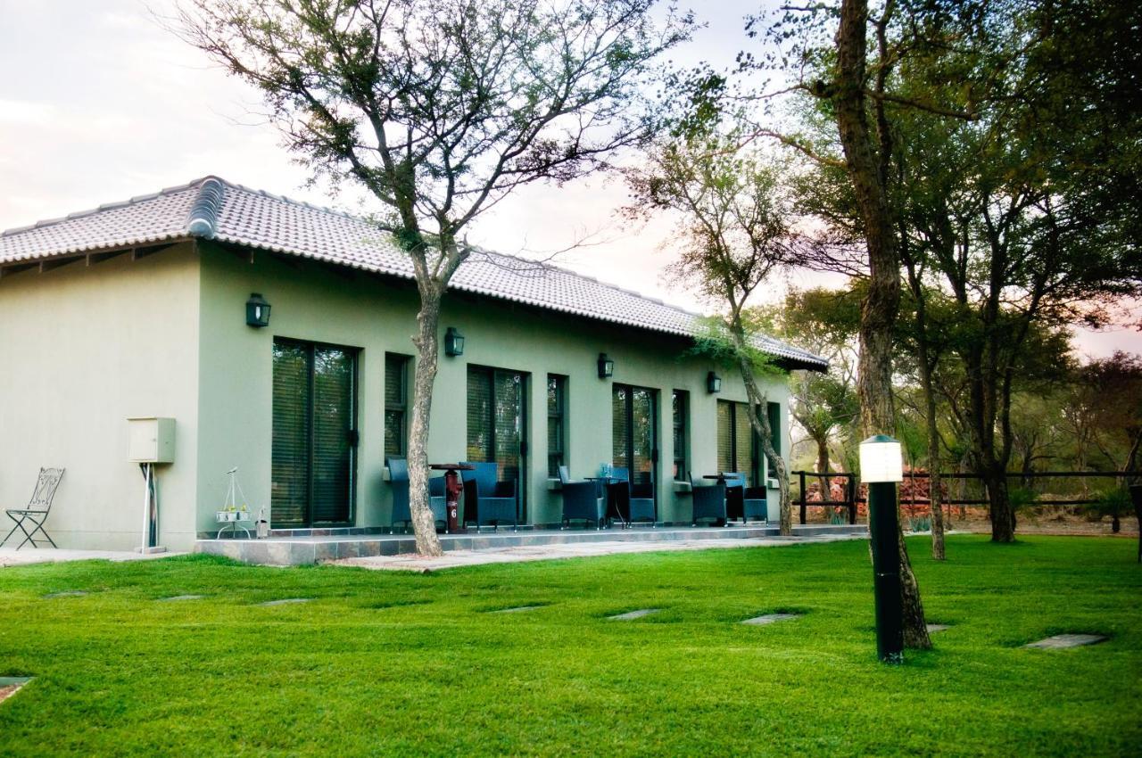 Rip Van Winkel Guest House Lephalale Exterior photo